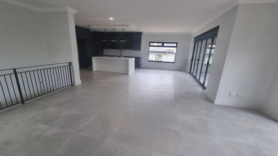 4 Bedroom Property for Sale in Somerset West Western Cape